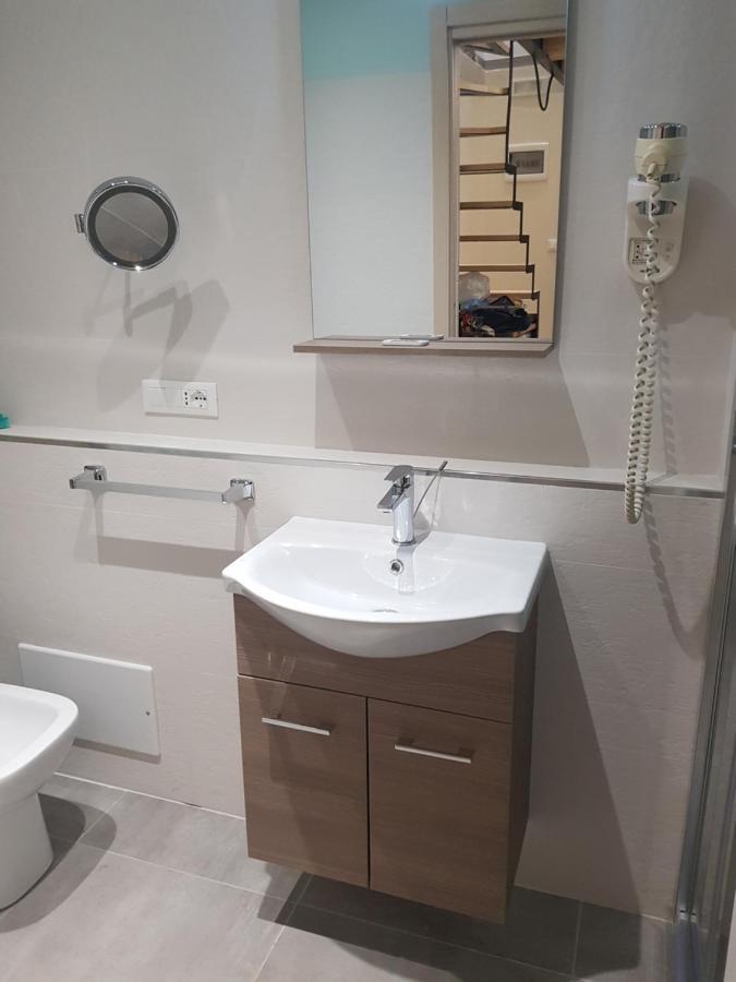 La Rosa Dei Venti " Maestrale " Apartment ปาแลร์โม ภายนอก รูปภาพ